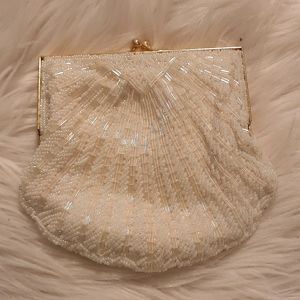Shell purse